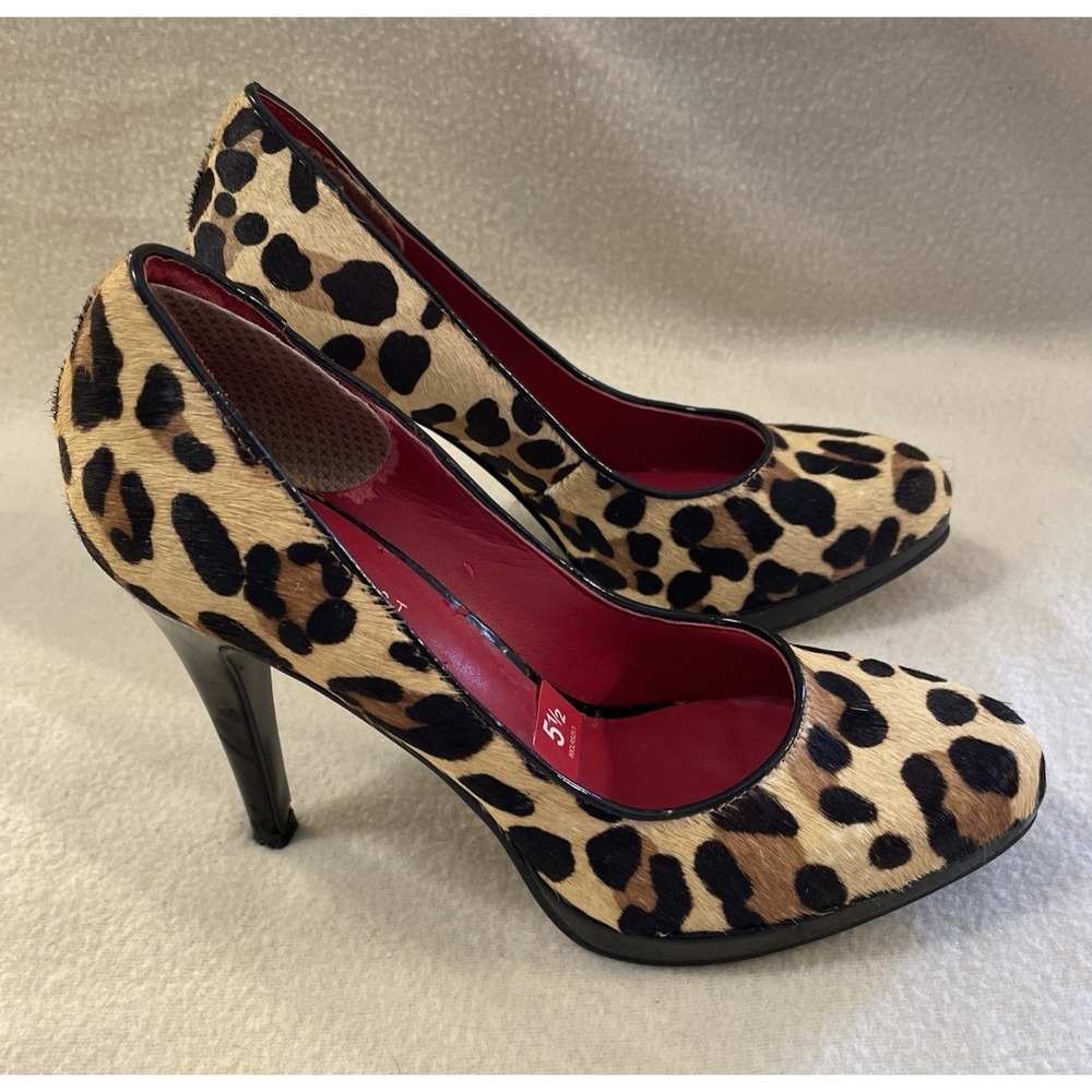 Nine West Rocha Women's 5.5 pony hair leopard pattern Stiletto Black Heels